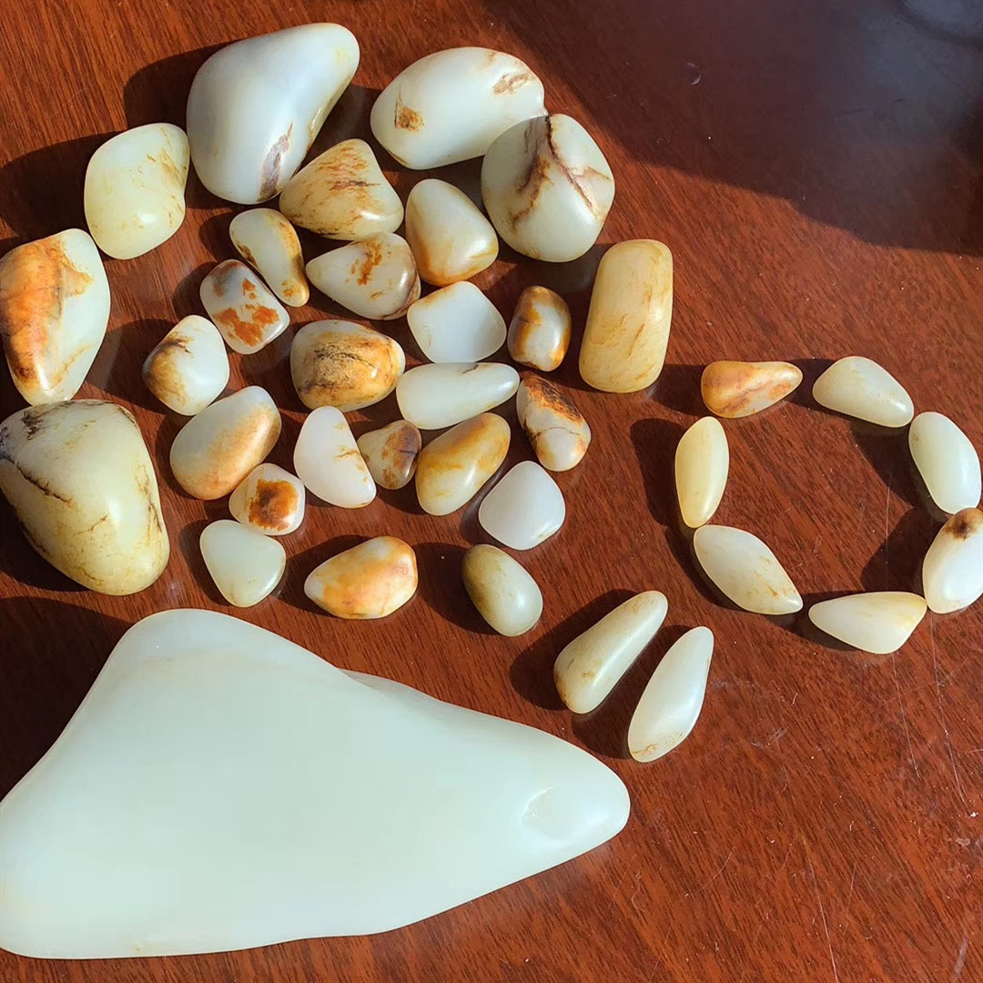 和田玉籽料抹油会变色吗,和田玉怎么把玩才会油