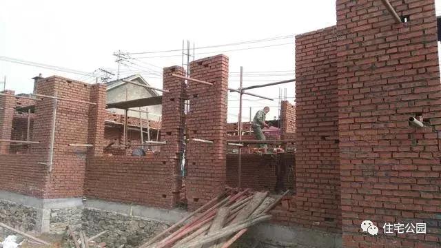 自家新房盖好趁热来晒晒，3个月完工造价25万，养老生活很舒适