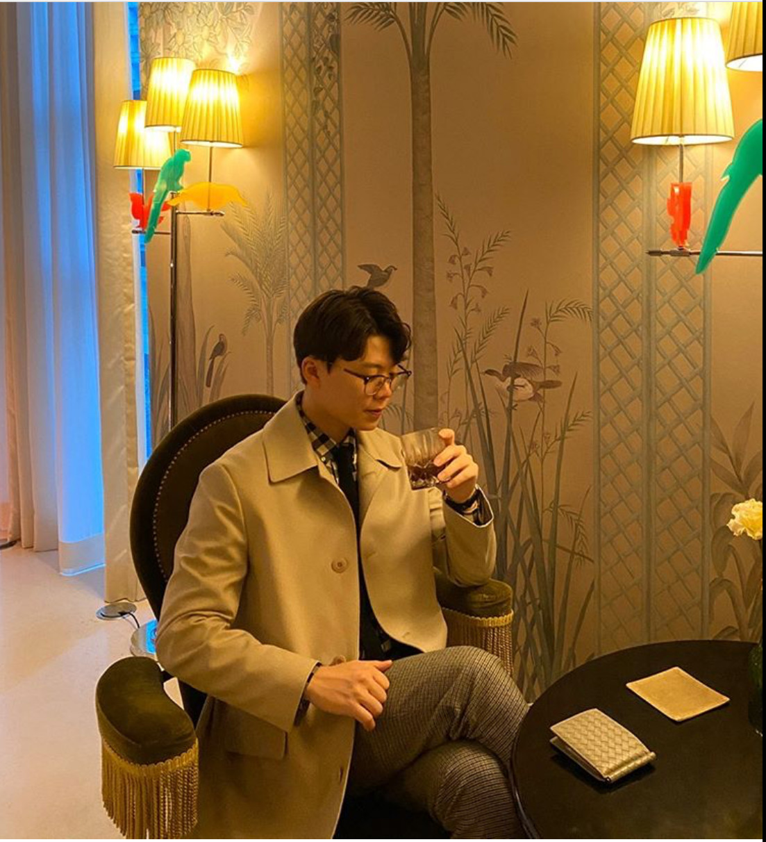 韩国小哥哥风衣穿搭,风衣穿法韩国