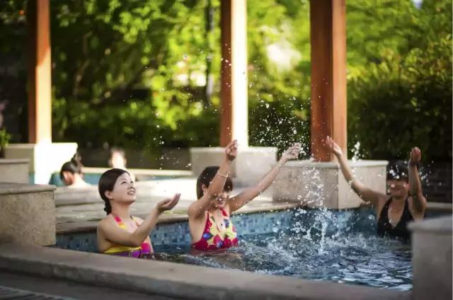 冬天真的来了！自带温泉的高颜值酒店，不用去日本，浙江就有！