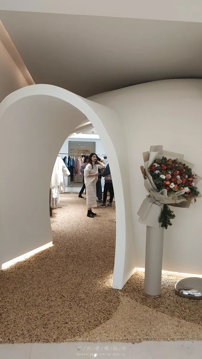 韩国东大门服装批发甜美风格专卖,韩国东大门服装在哪里买