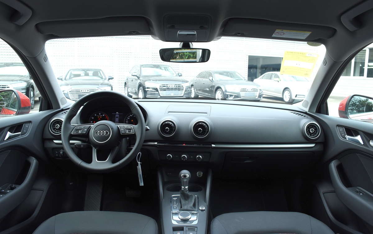 奔驰奥迪宝马最值得买的一款车型,奥迪q8奔驰glecoupe宝马x6测评