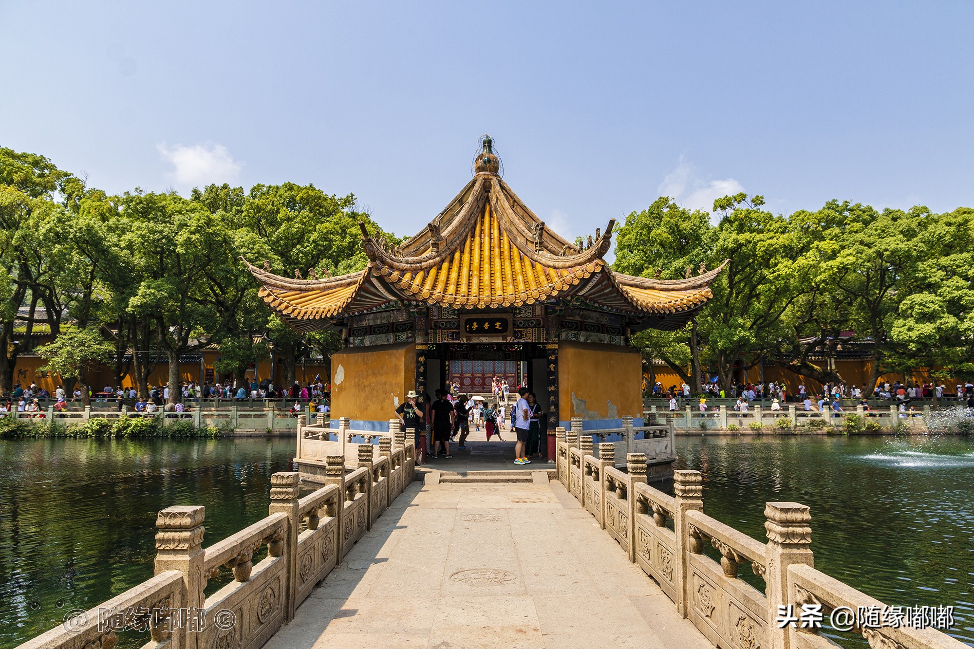 普陀山拜观音是先上香还是先许愿,普陀山叩头跪拜礼仪