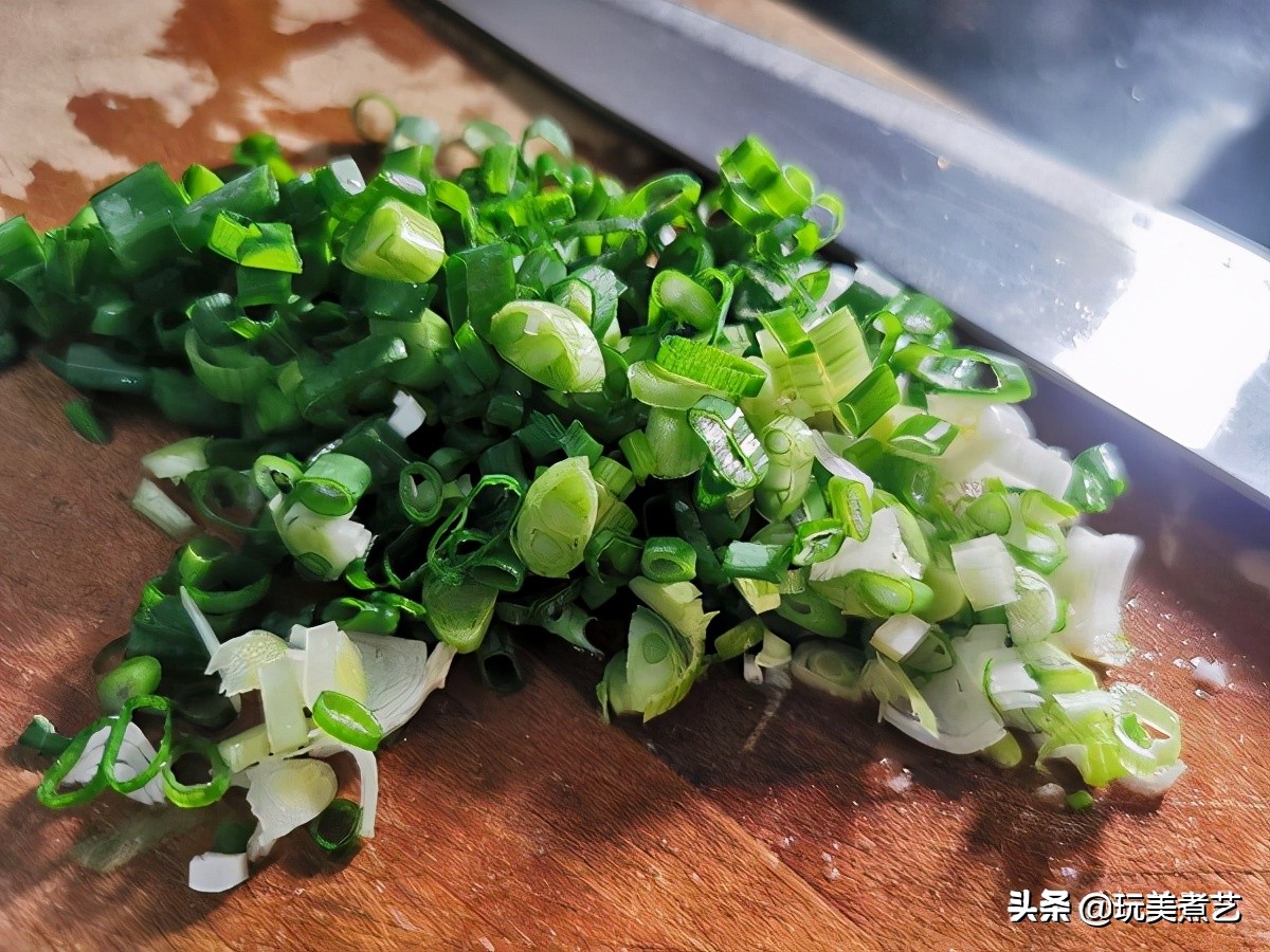 番茄虾仁面疙瘩,西红柿虾仁疙瘩汤全家都爱喝