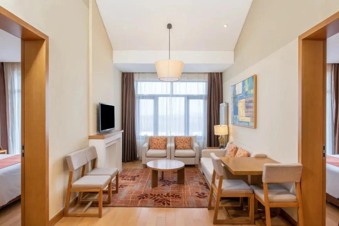 白山10月旅游攻略自助游线路,五一白山周边2-3天短途旅游