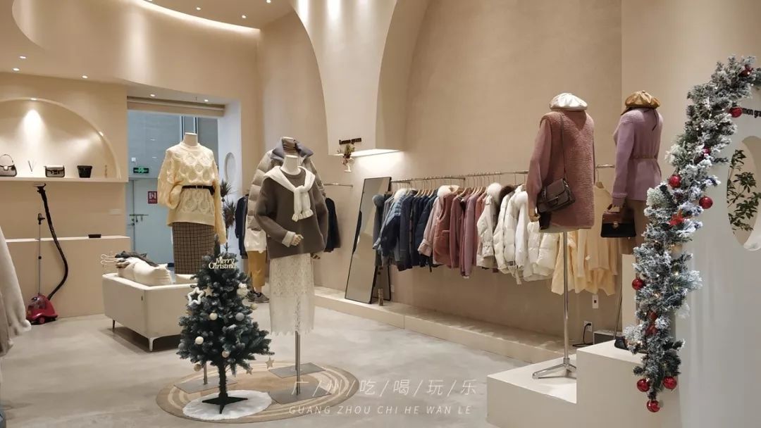 韩国东大门服装批发有几个大楼,广州韩国东大门服装批发拿货