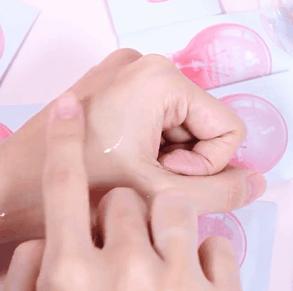 科颜氏淡斑小白瓶和小灯泡哪个好,科颜氏提亮美白