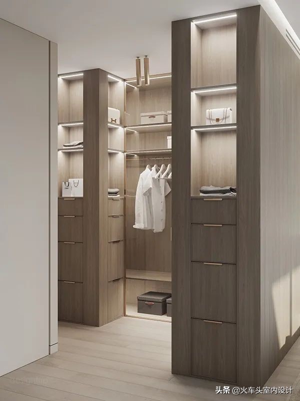 走入式衣帽间设计效果图轻奢风,轻奢简约大气衣帽间