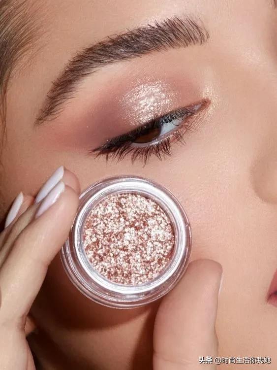 如何化好新年开运妆,本命年新年的开运妆发型