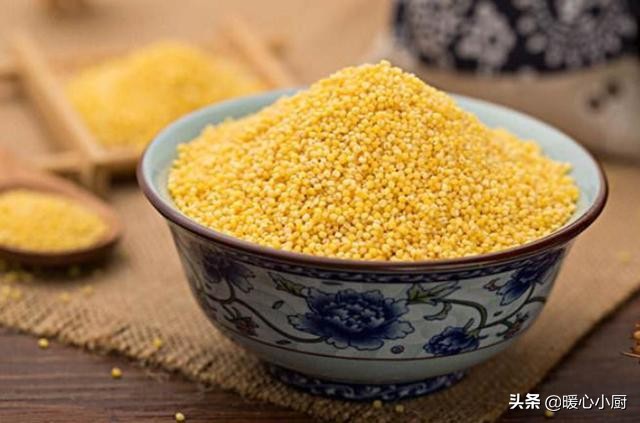 熬小米粥需要提前浸泡一晚上吗,小米粥要熬制多长时间才可以