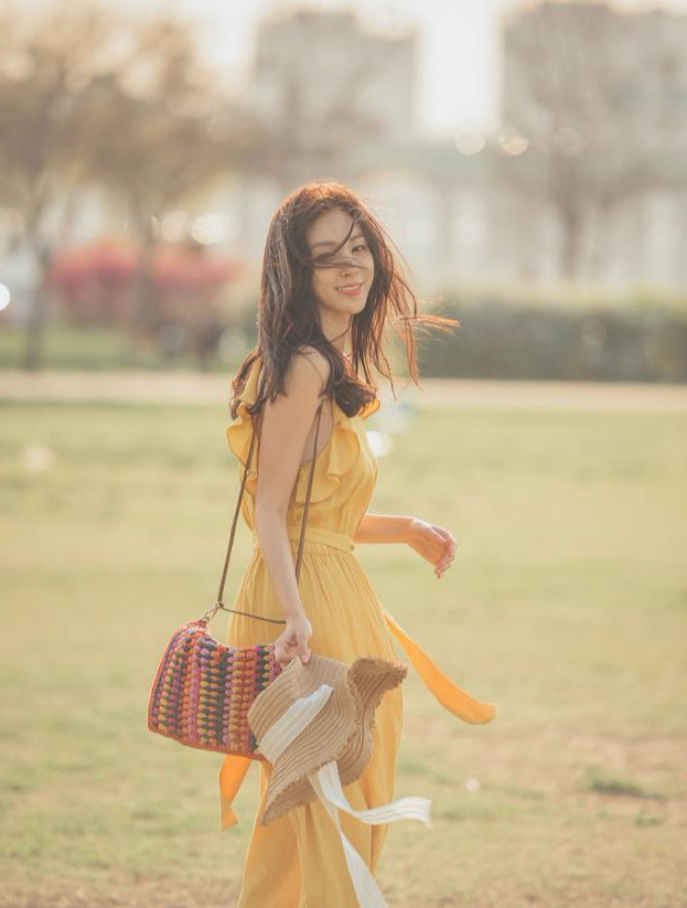 直角肩细腰长腿,直角肩小蛮腰长腿