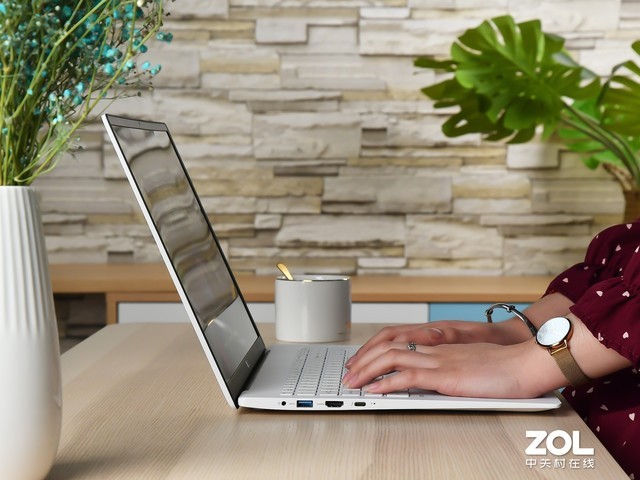 lggram系列轻薄本全解析不妥协,lggram17寸笔记本评测