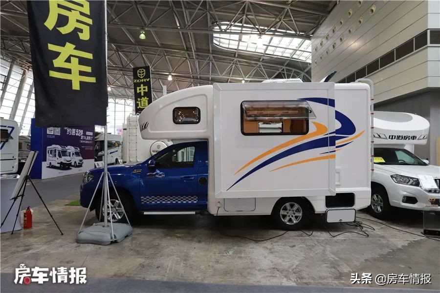 四驱单排皮卡房车最新布局三个床,最新款豪华顶配双排座皮卡房车