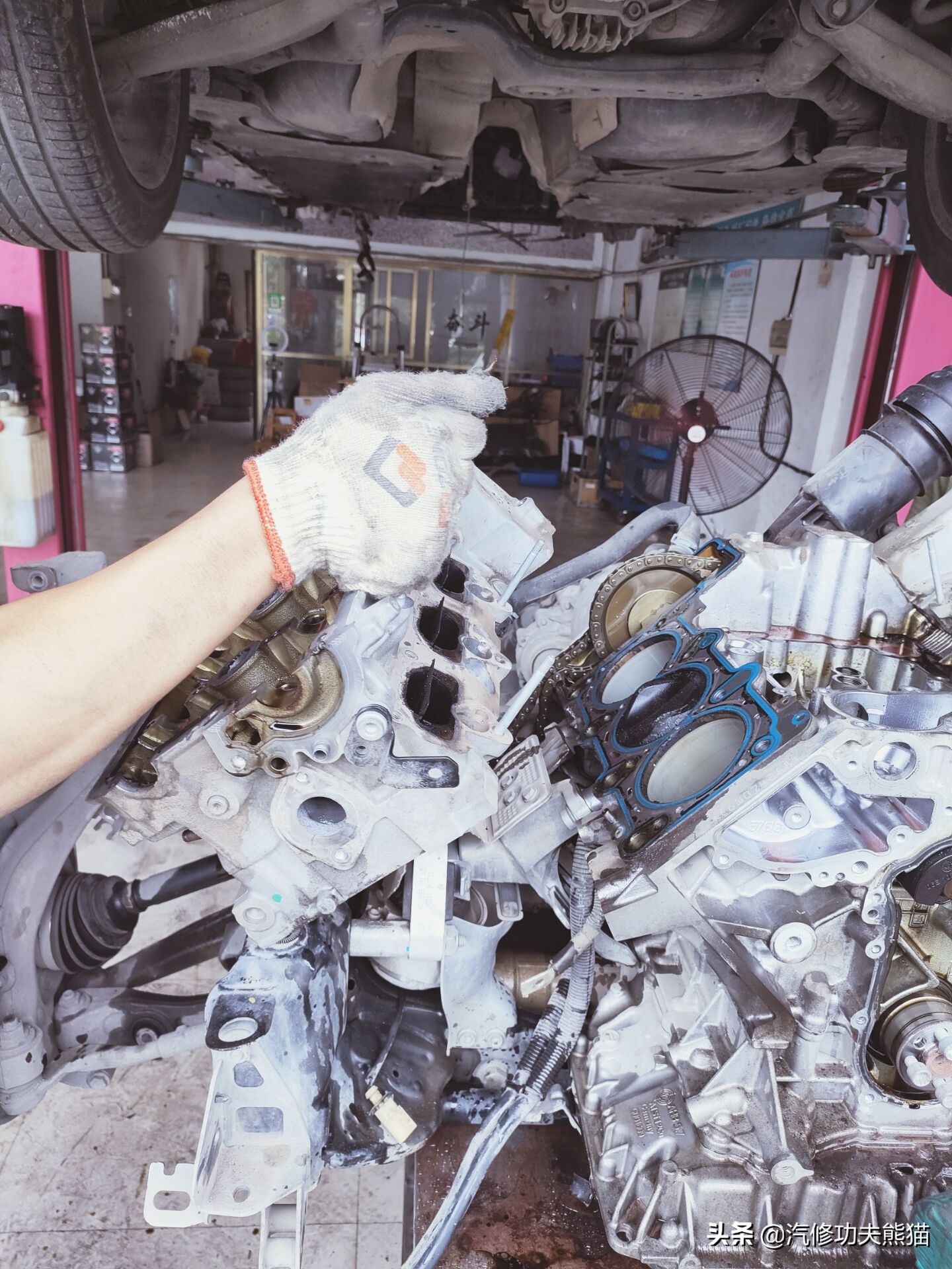 奥迪a8烧机油吗48v轻混,奥迪a8烧机油一千公里烧0.5正常吗