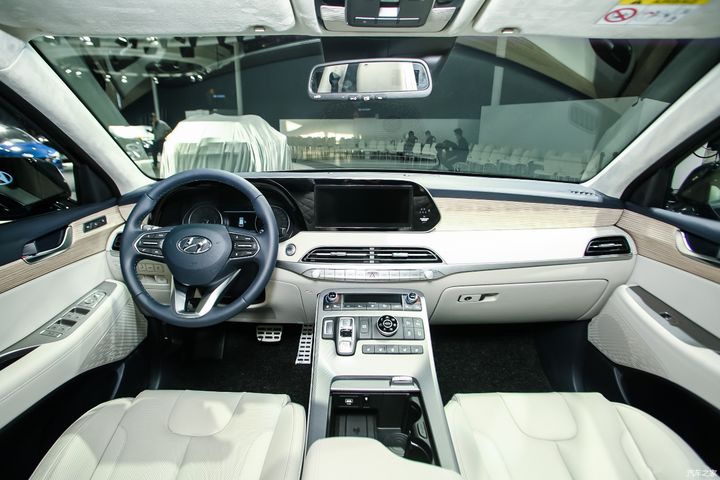 帕里斯帝vs大众途昂,v6发动机性价比