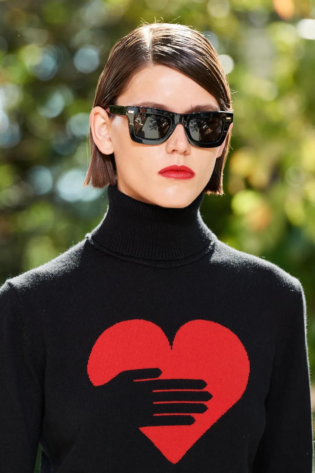 pantone发布的2021流行色黄,pantone2023春夏流行色