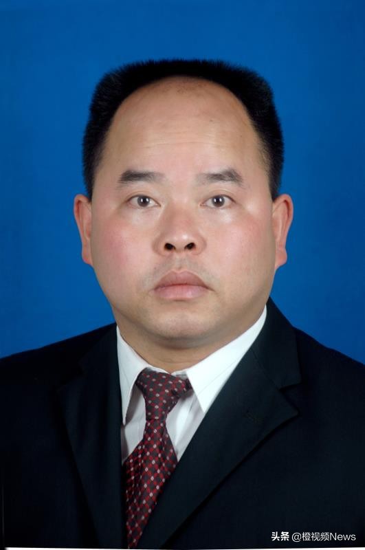 病倒在脱贫攻坚战场上的镇*党**委书记，病逝前体重从180斤降到70斤