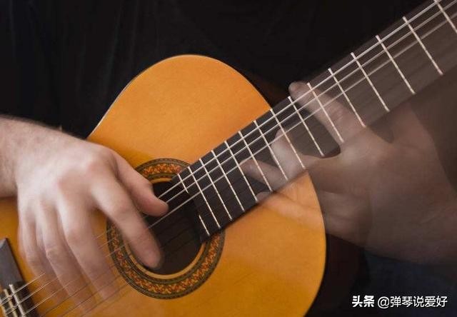 初学吉他学会一首歌要多久,初学者每天学吉他一个小时