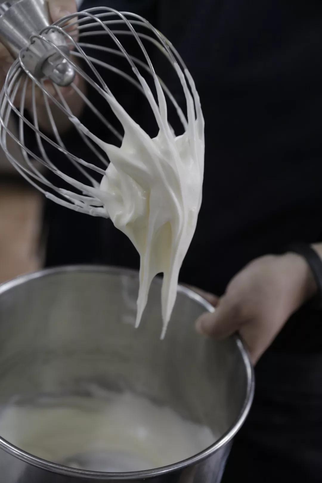 搅拌面团的最佳方法,面团的搅拌的过程