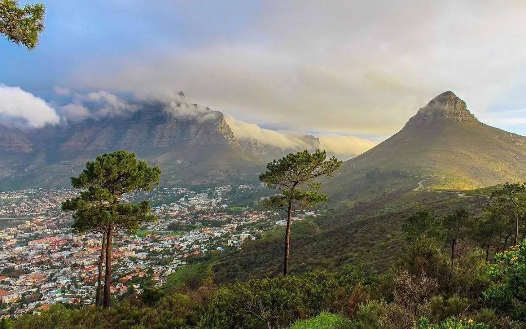 加拿大简介视频,加拿大大山简介
