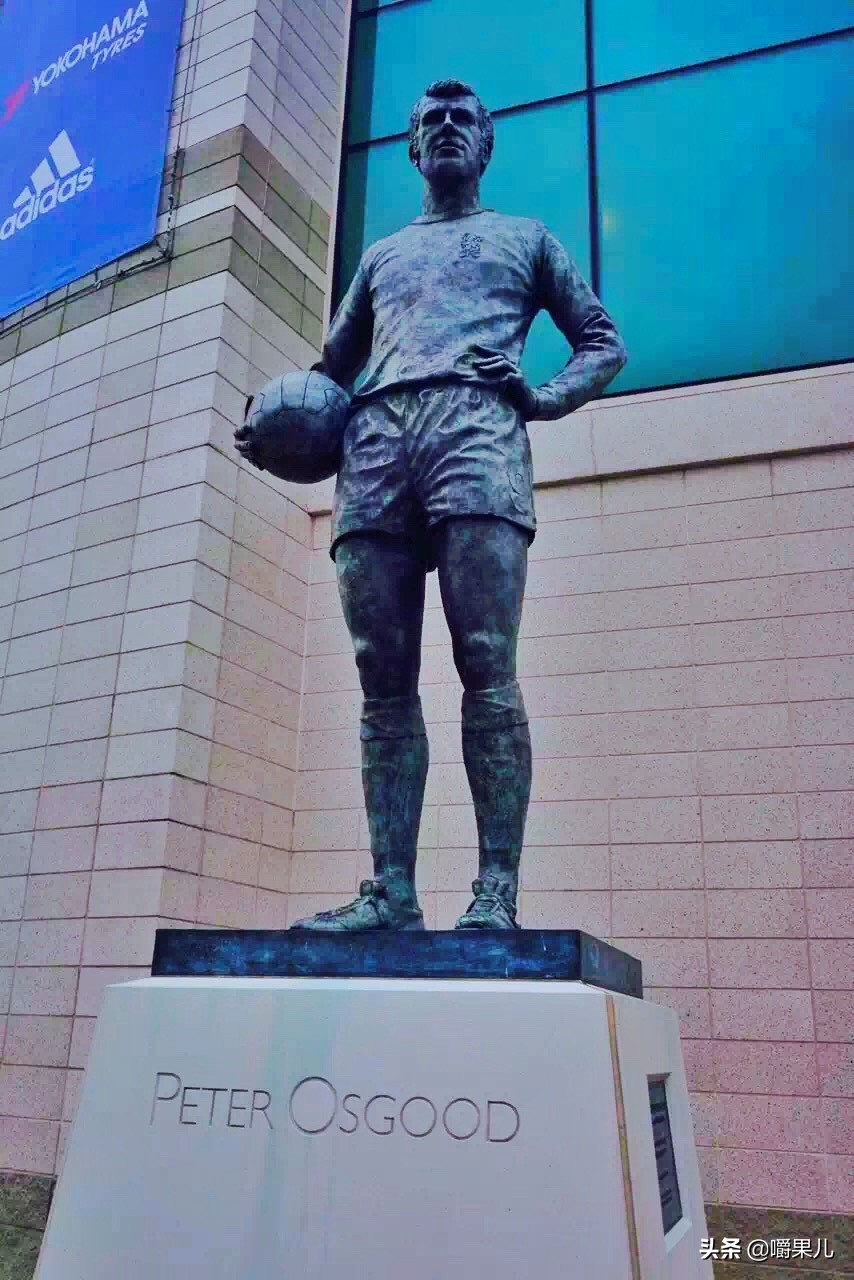 一只狗引发的百年传奇，探访切尔西队的斯坦福桥球场