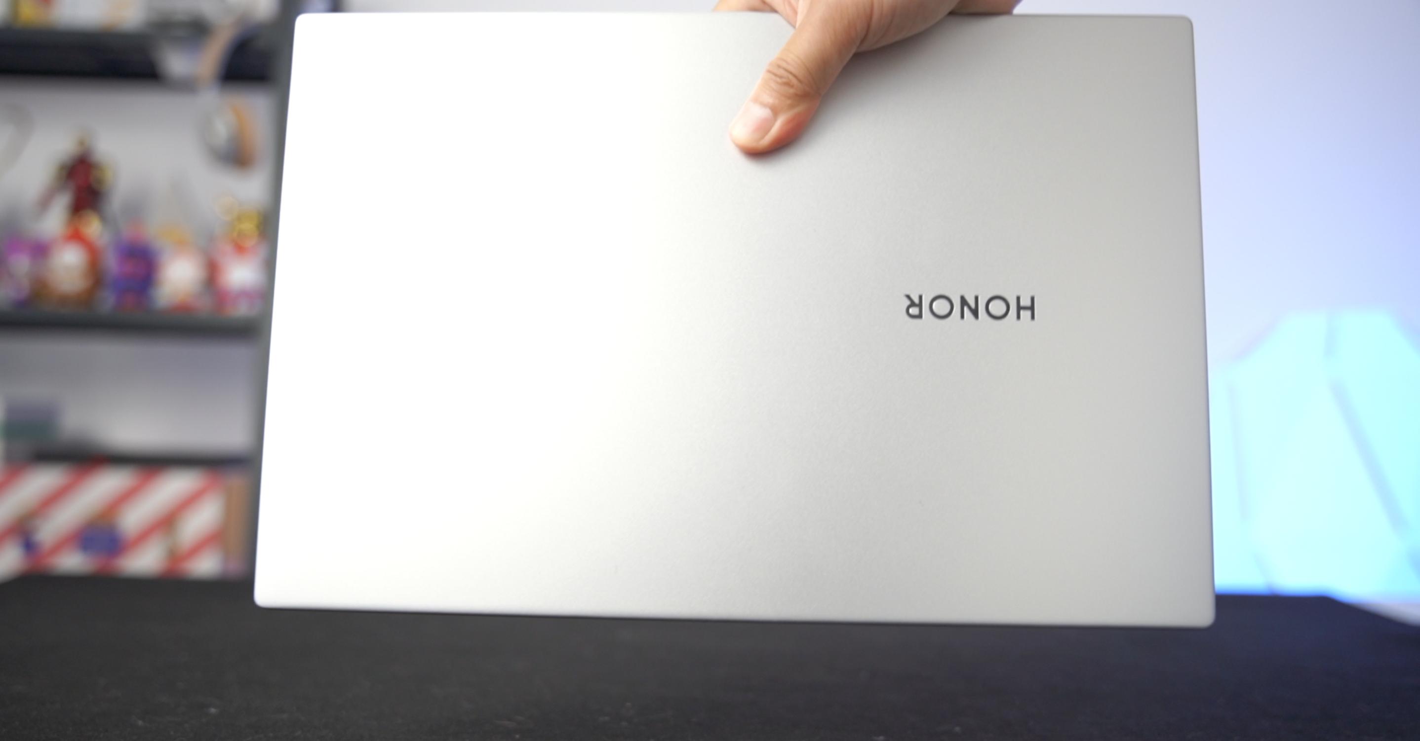 荣耀笔记本magicbook14最低配测试,荣耀magicbook14笔记本使用介绍