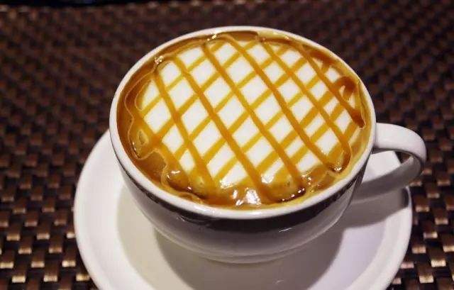 玛奇朵和卡布奇诺哪个甜,玛奇朵和卡布奇