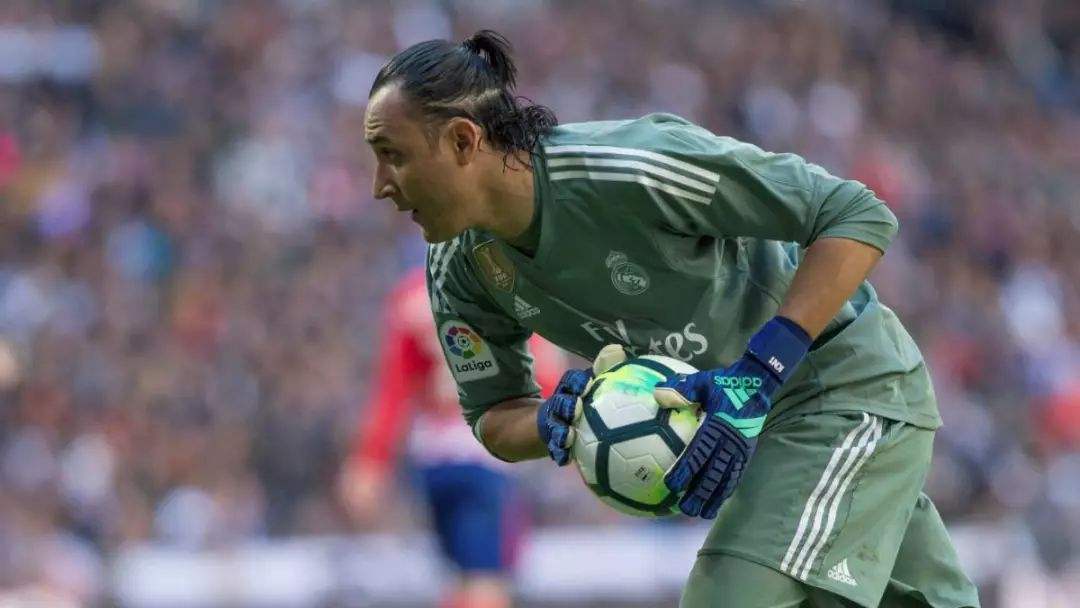 2021梅西c罗欧洲杯美洲杯对比,梅西和c罗谁是世界足坛第一人