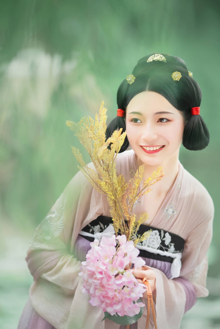 描写生辰的诗词,古风贺生辰诗词