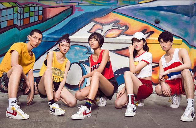 閲嶆嬀骞磋交鏃剁殑鍥炲繂,閲嶆嬀缁忓吀鍥為【闈掓槬