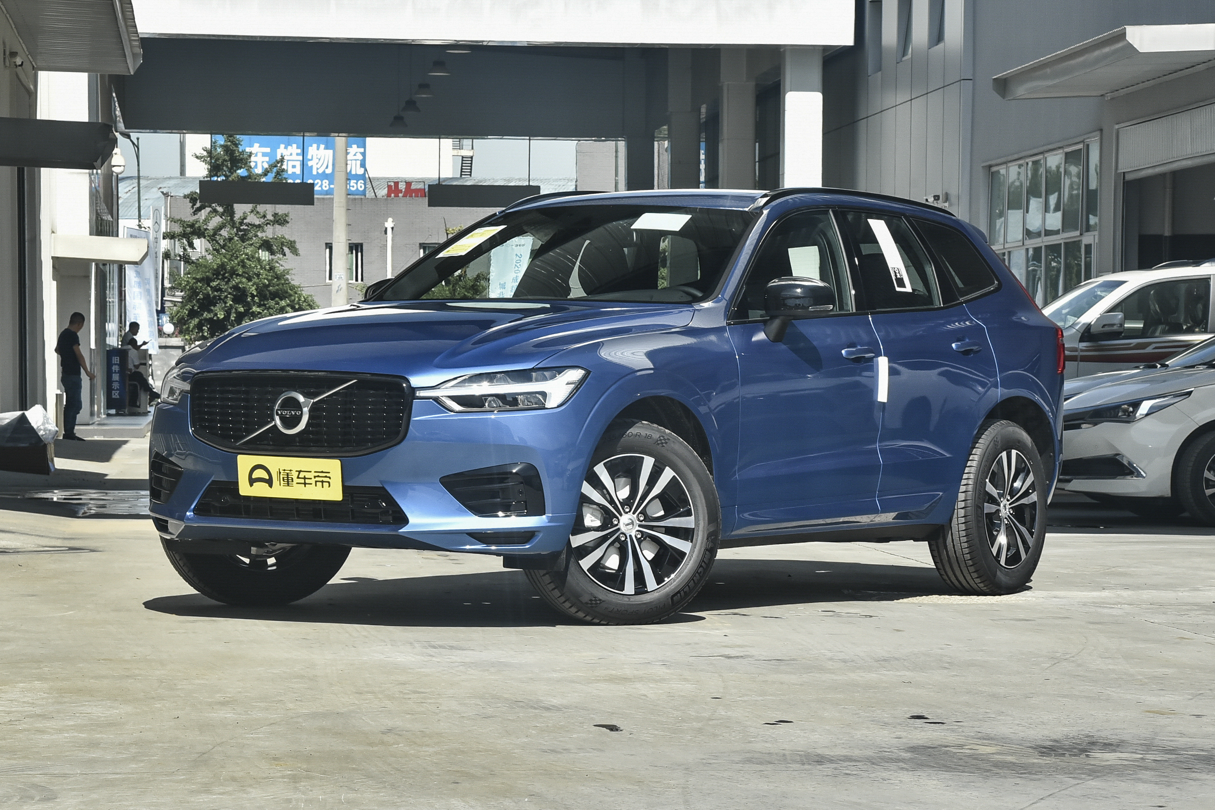 五年的沃尔沃xc60值得购买吗,沃尔沃xc60最便宜的多少钱