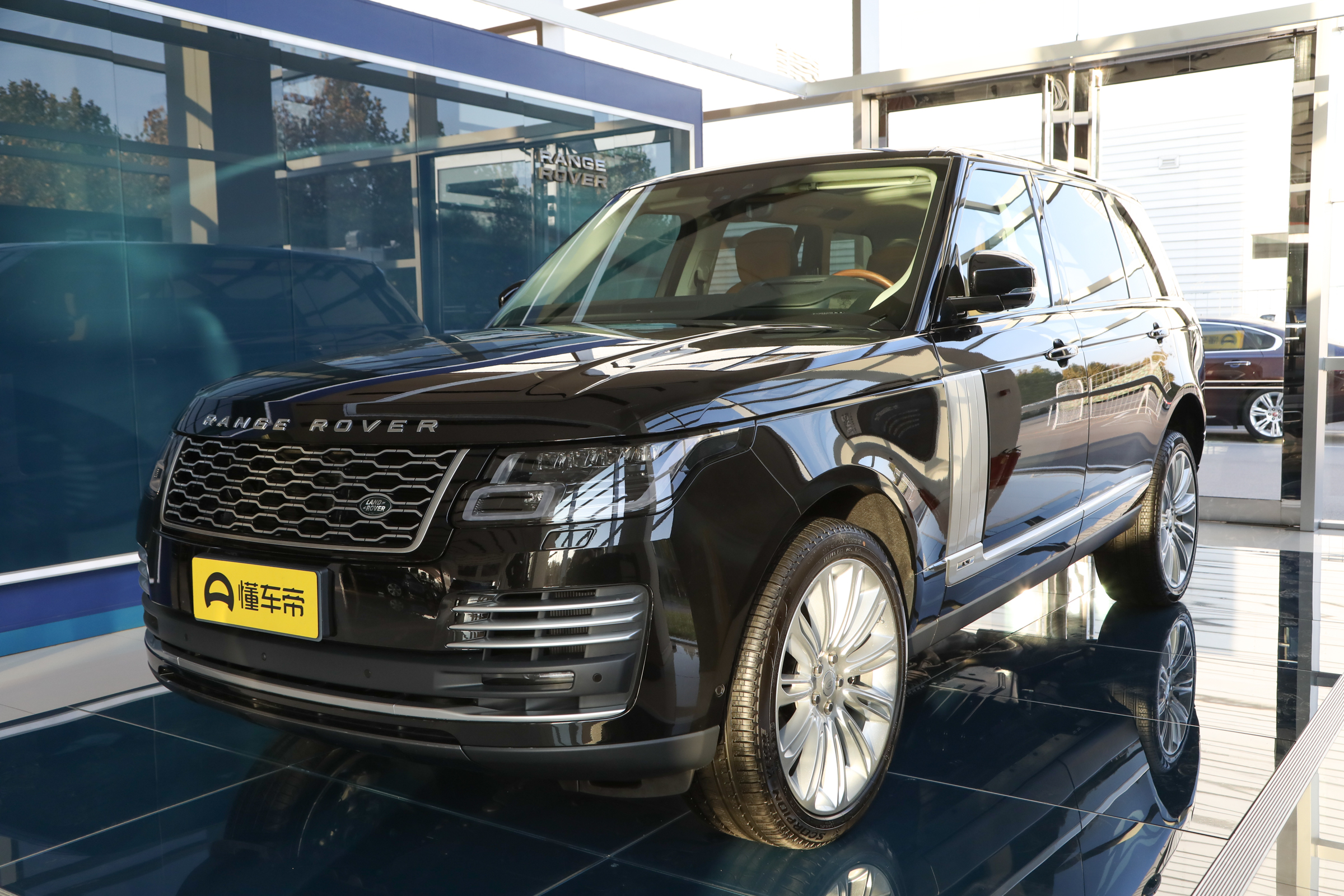 路虎揽胜倒车影像画面延迟,路虎揽胜加长倒车影像不显示