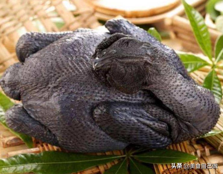 口水鸡算什么菜系,口水鸡是什么鸡做的