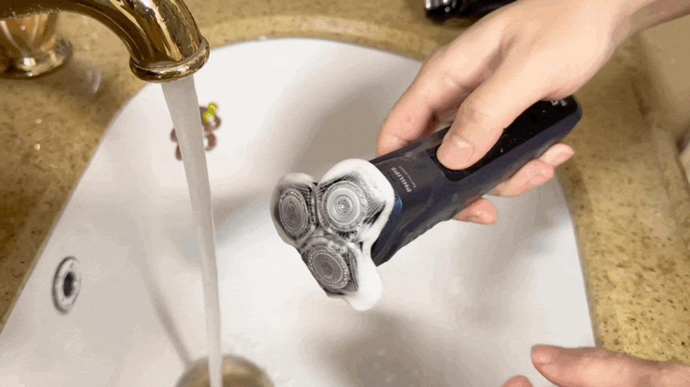 博朗剃须刀9557对比飞利浦9860,中国剃须刀比飞利浦博朗松下都强