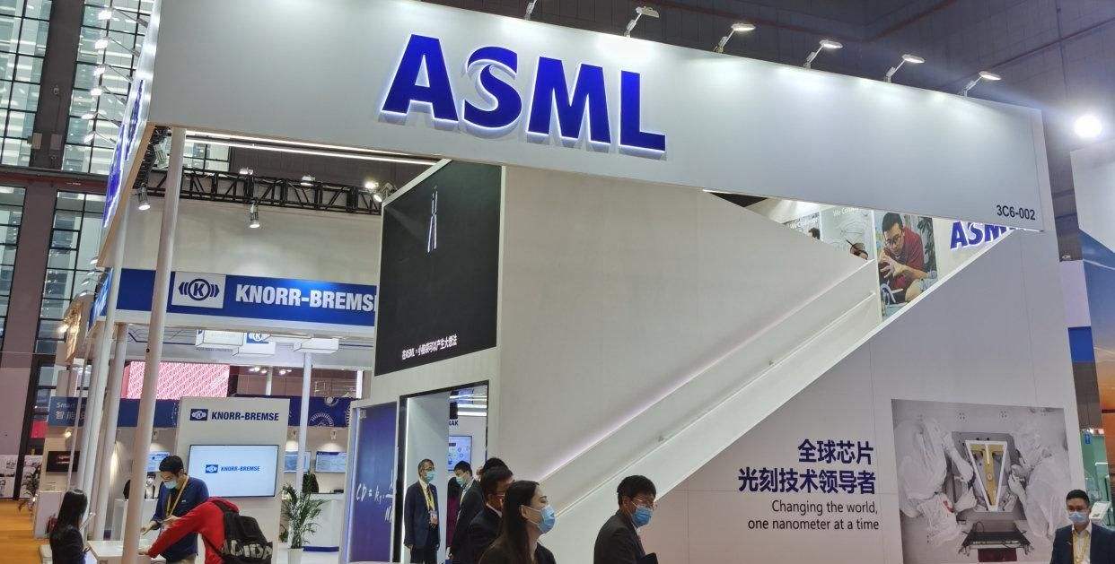 asml向中国出售低端光刻机的影响,asml光刻机新消息