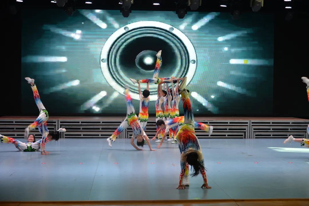 中国足球比赛校长杯,2024小学校长杯总决赛足球比赛