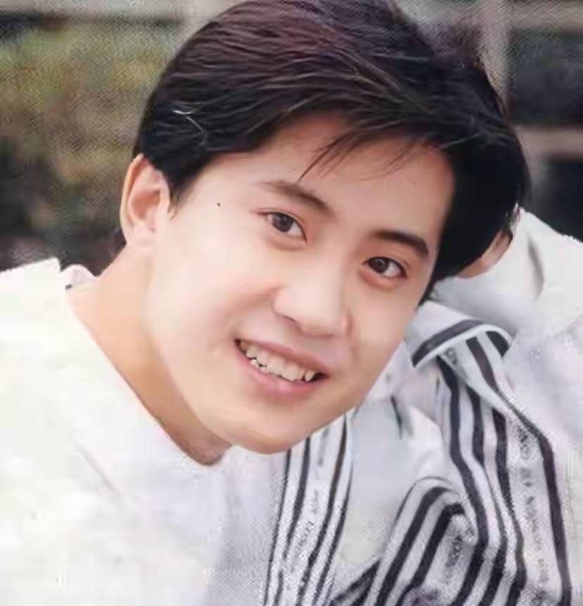 不婚、接廉价商演、走穴…一首歌唱一辈子的老牌歌星，现状各不同