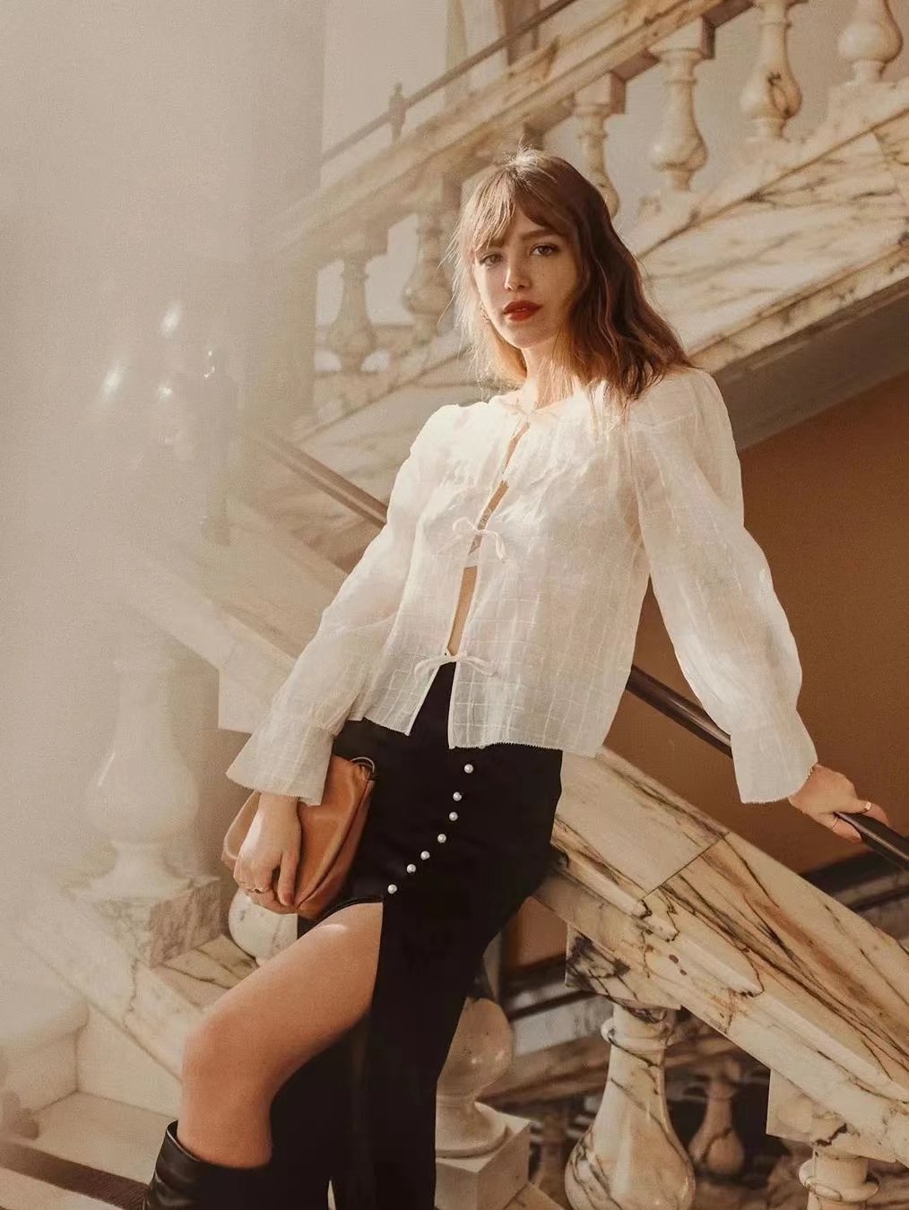 女人腰太细怎么增粗,肩宽腰粗的女生穿搭技巧