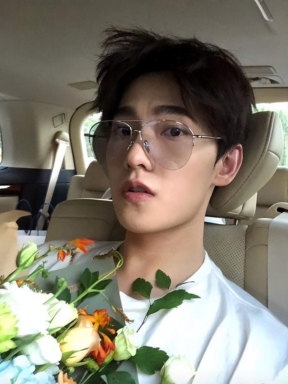 内娱“四大小生”，有人“家暴”绯闻缠身，有人“不务正业”