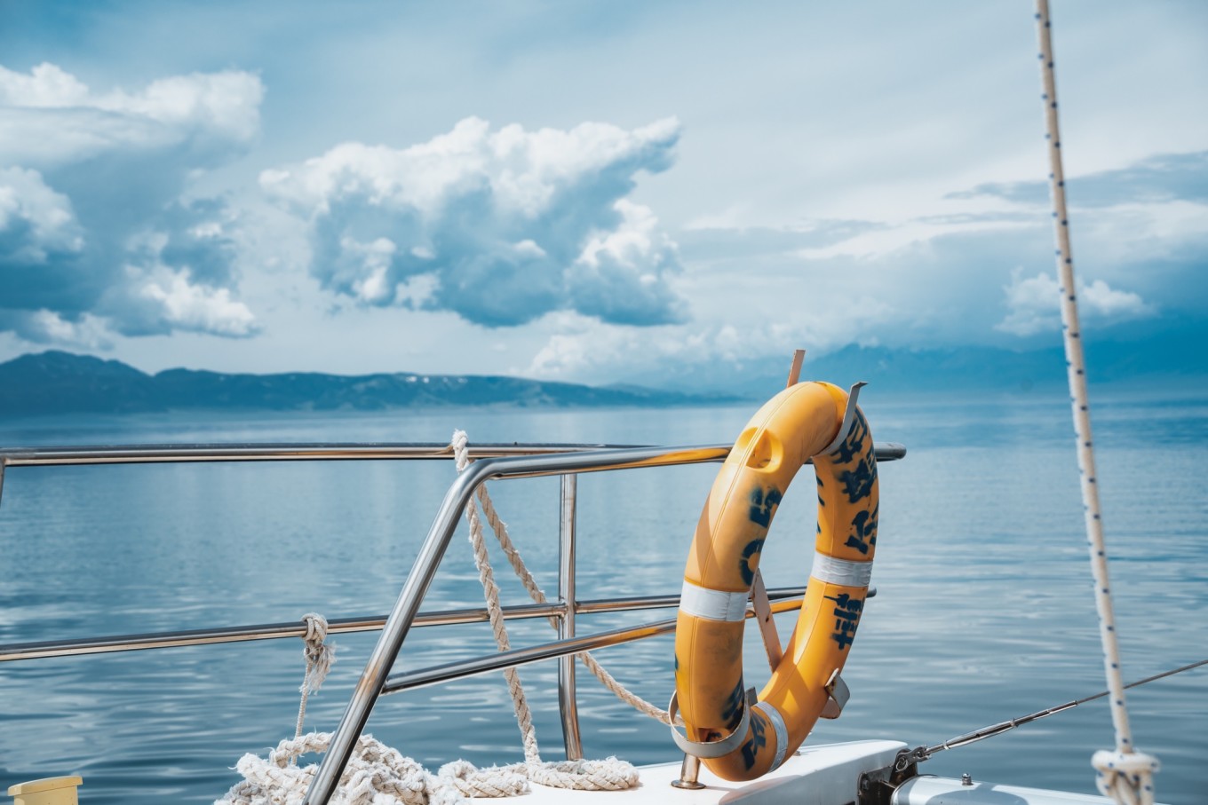 新疆伊犁之美,走了一圈才发现世界万物远不及你