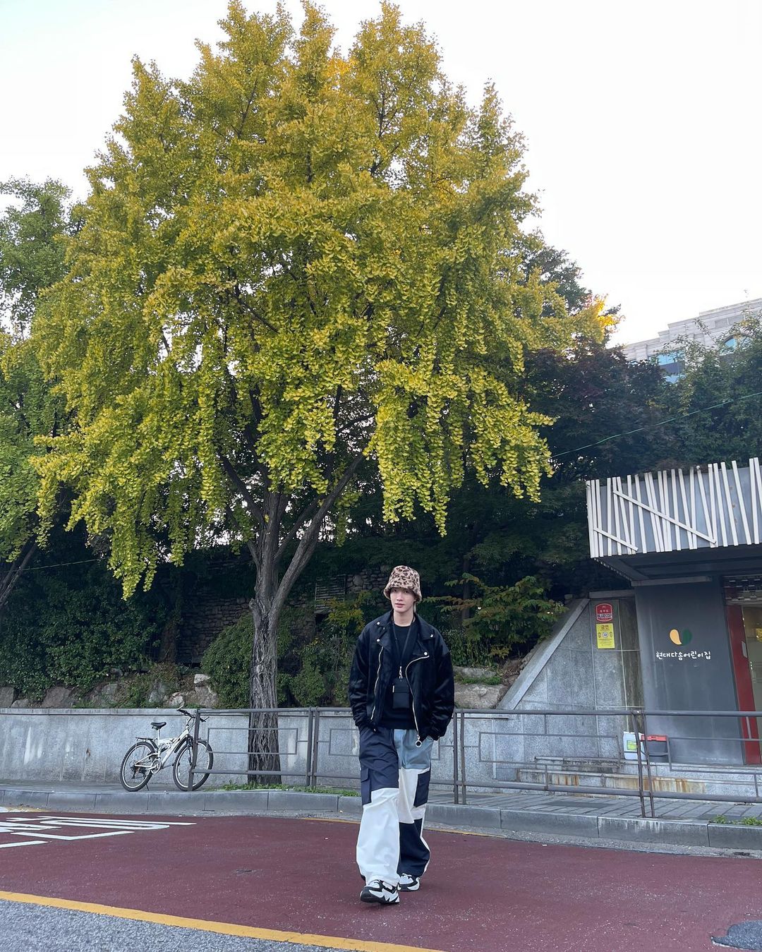 与众不同的穿搭≠用力过猛，来学习下泰国男星tongthk吧！