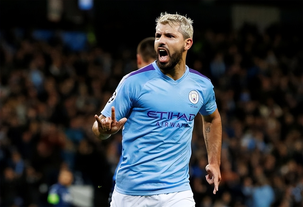 曼城阿奎罗绝杀夺冠瞬间,蓝月传奇1