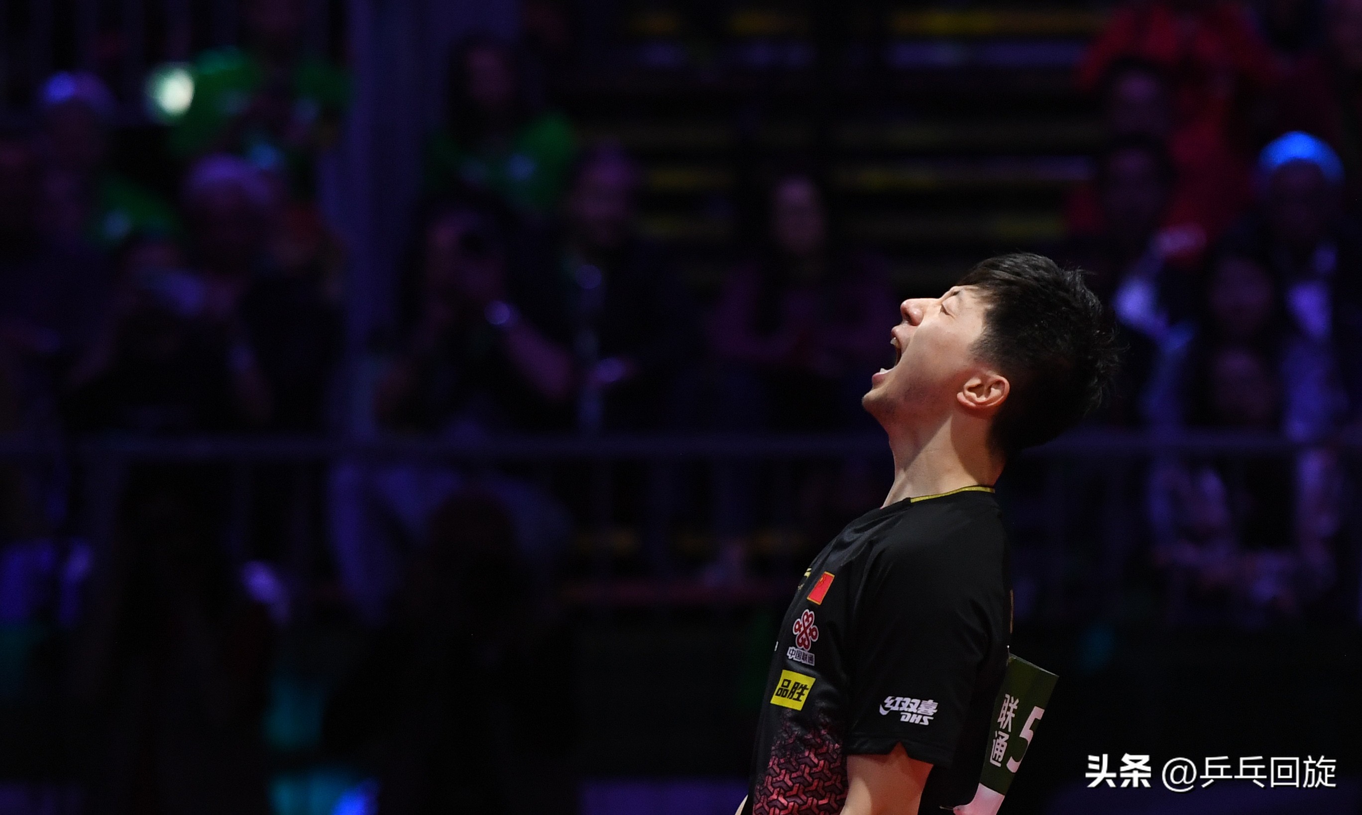 业余的直板单面拉，为何能战胜横板两面弧圈的校队主力？