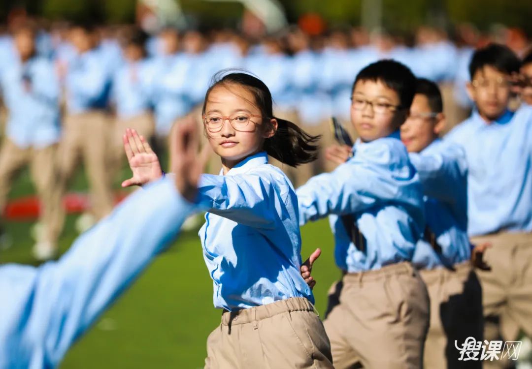 昆一中西山学校2023冬秋运动会,昆明西山学校2024届运动会