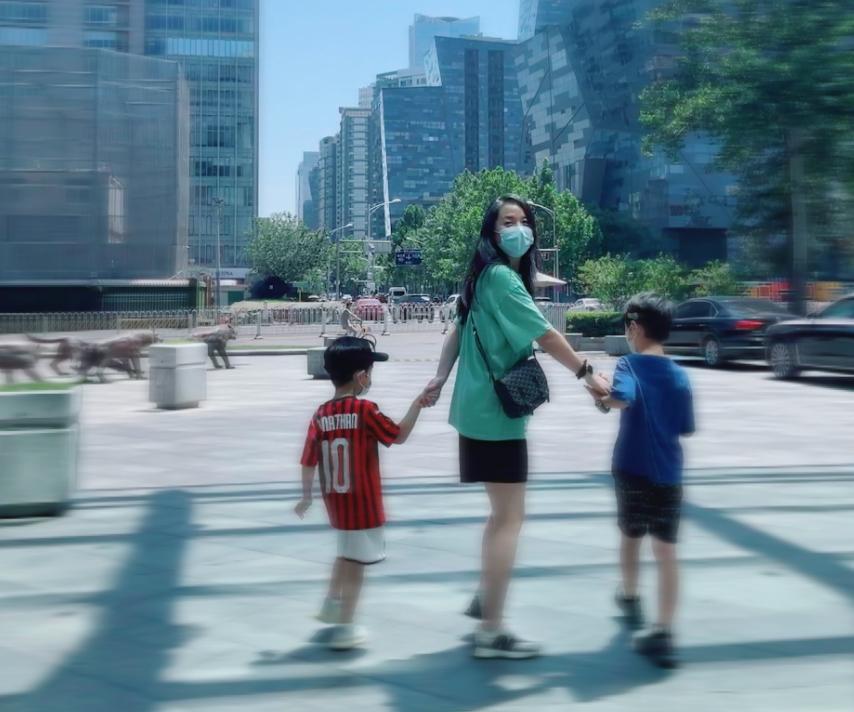 靳东老婆写真照片,靳东老婆照片曝光