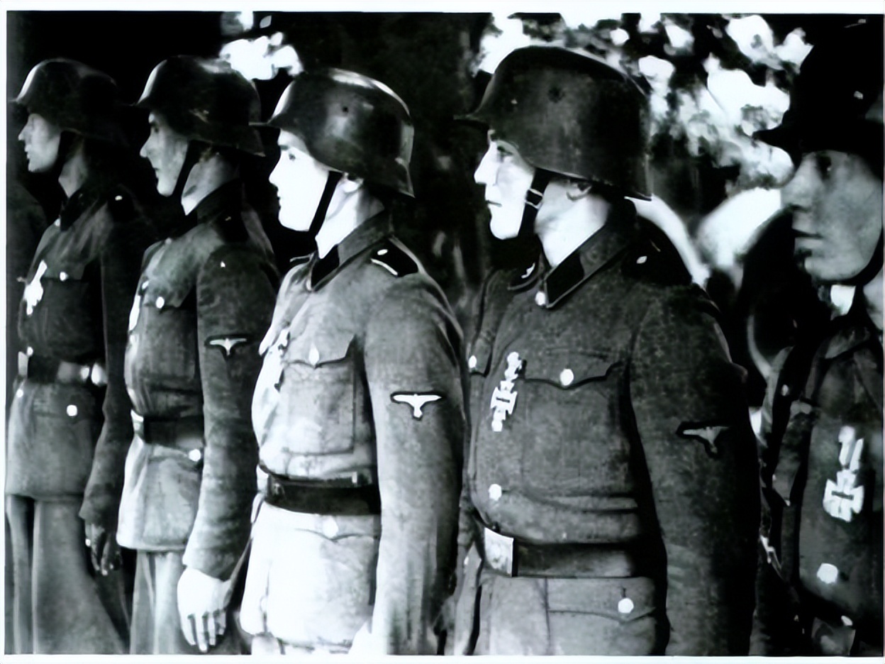 血战卡昂双方战损比,卡昂战役全过程