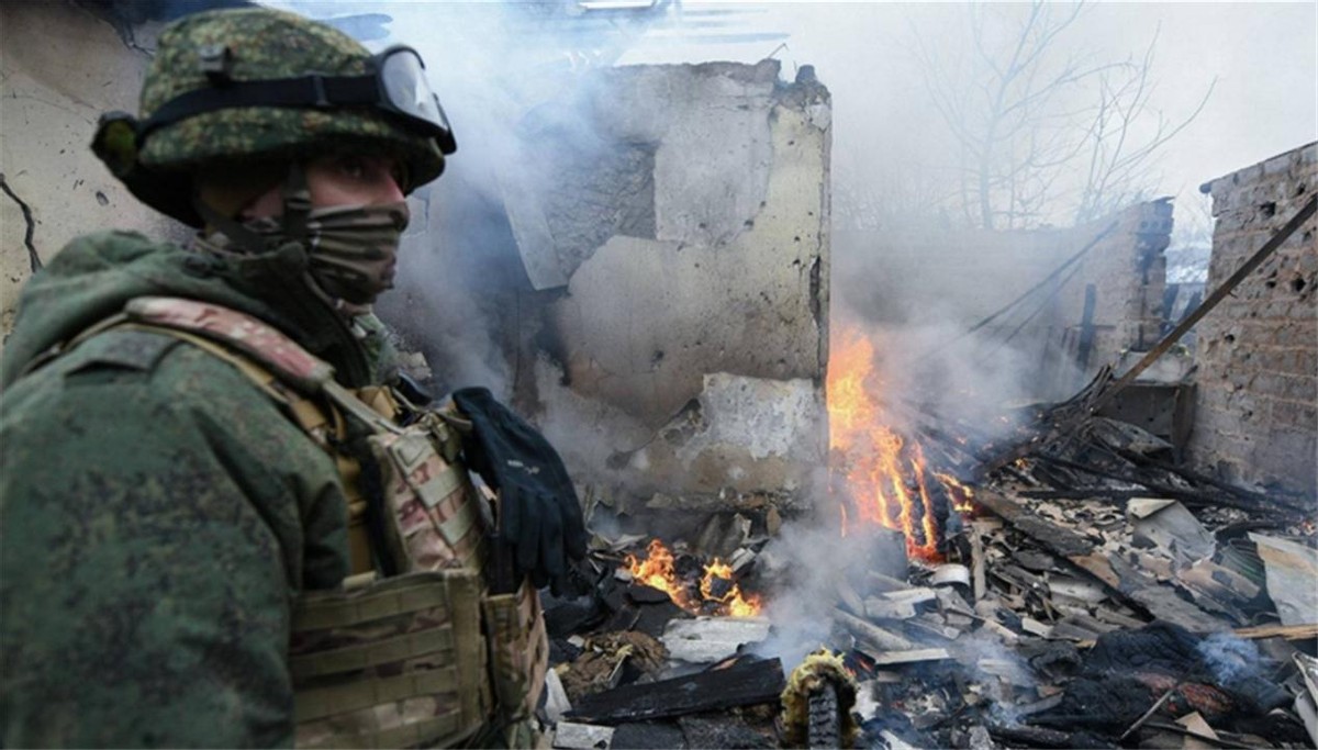 普京该向美国求和？早在70年前，彭德怀就说过向美国服软的后果