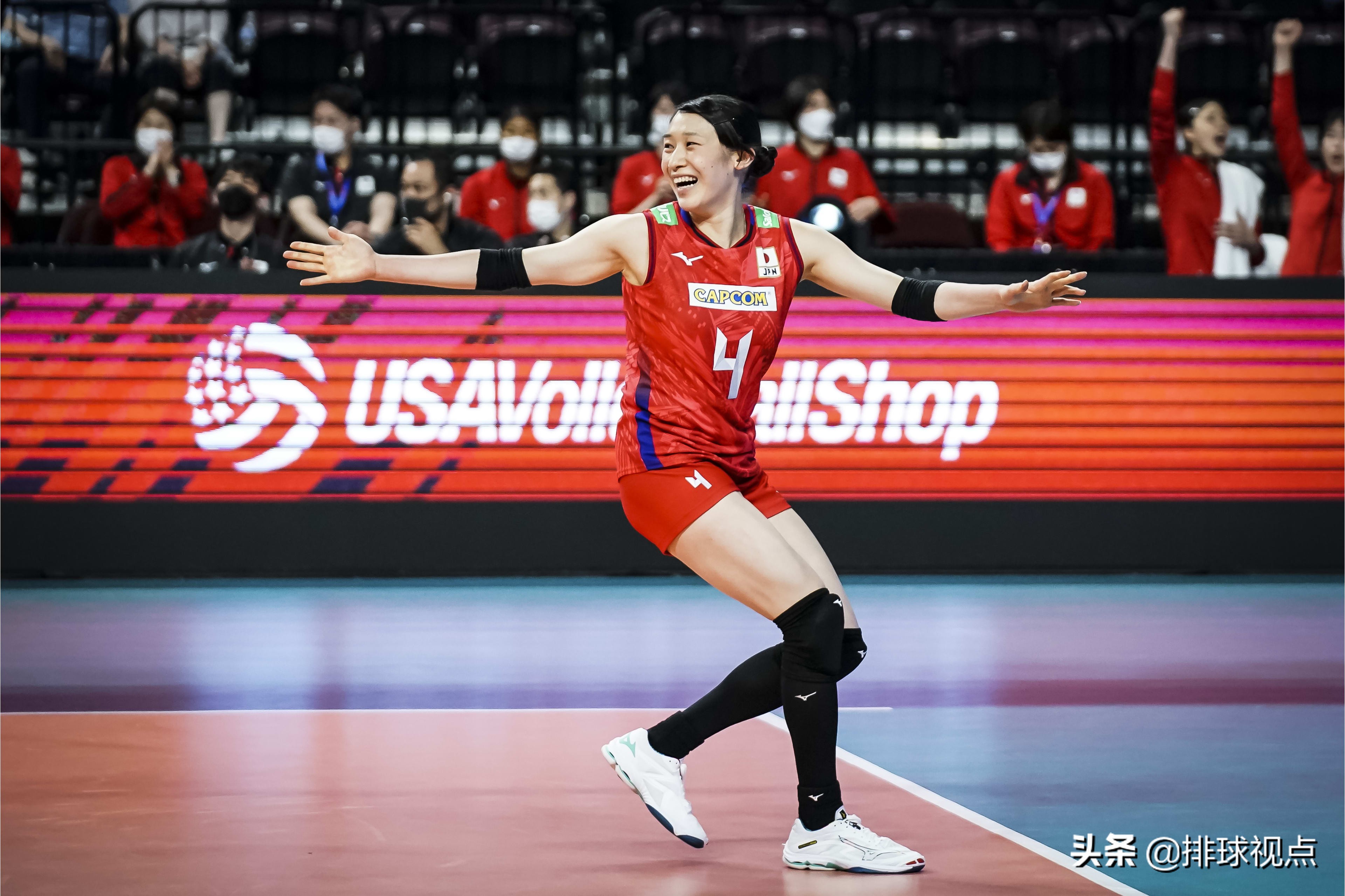 世界女排联赛总决赛上演“磨教”斗法！巴西3:1日本率先杀进四强