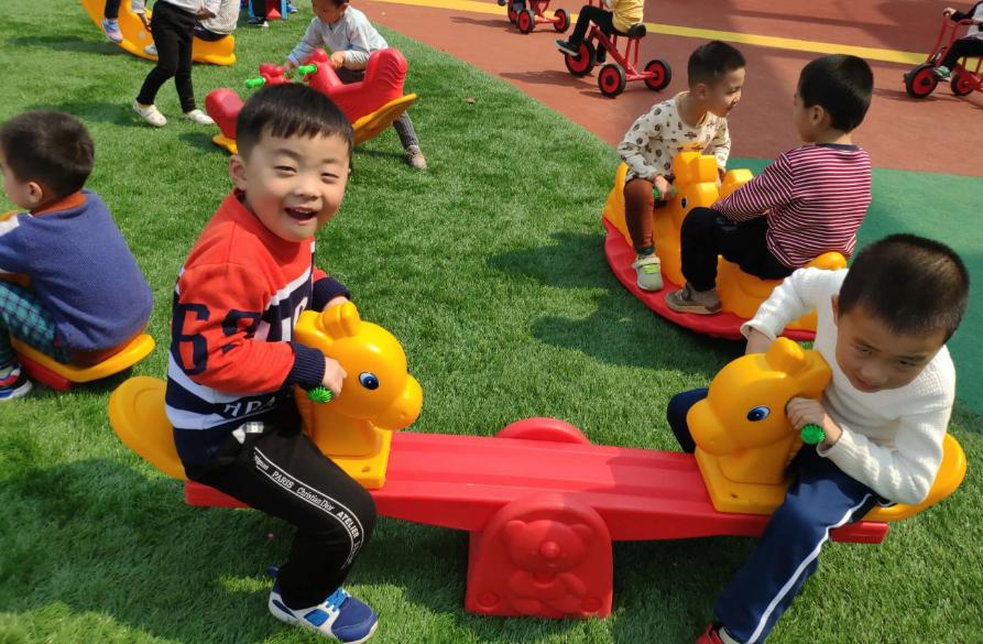 儿童热门服装三个细节要注意,现在流行什么风格儿童服饰