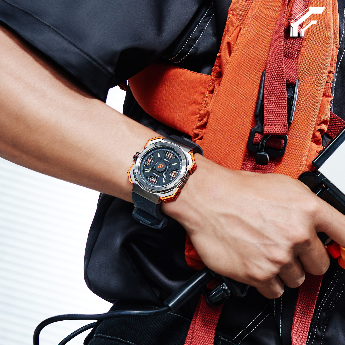 雷诺石英商务手表价值多少钱,千元手表雷诺表